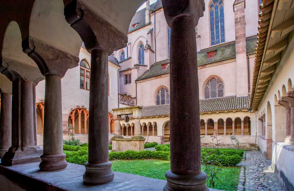 The cloister of Saint Peter the Young Protestant