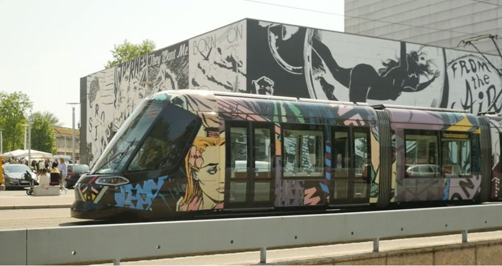 Une des nombreuses décorations du tramway strasbourgeois