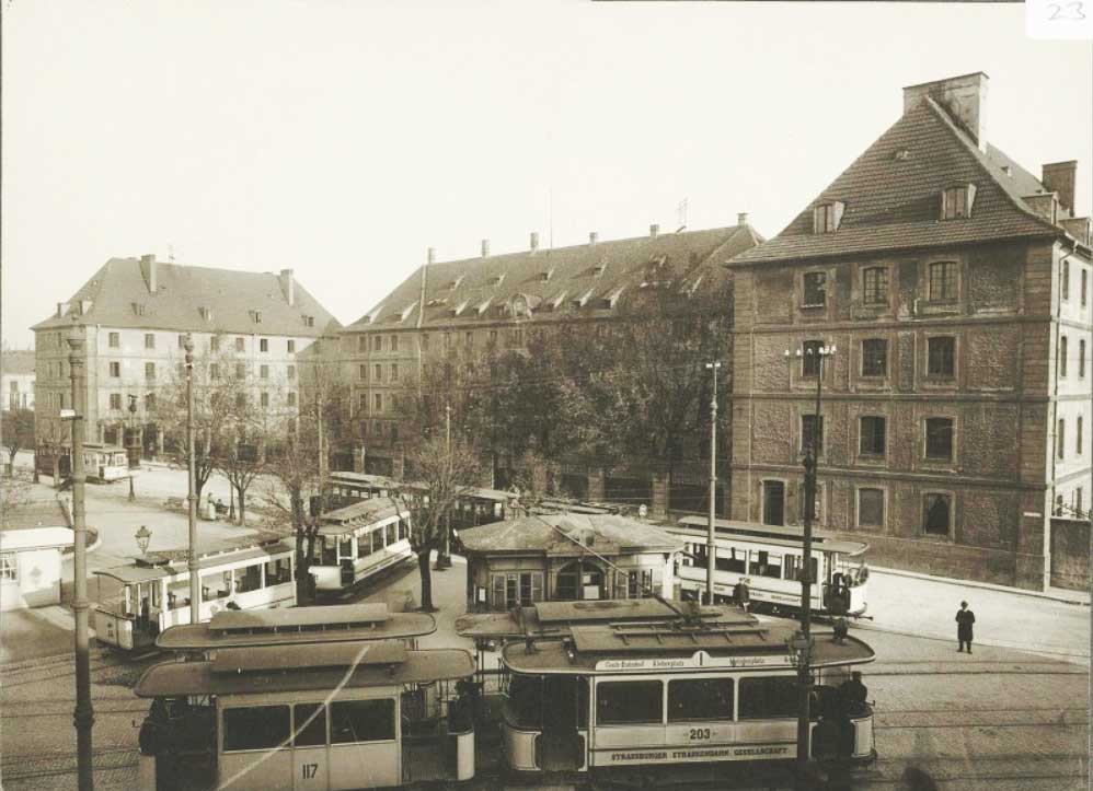 The tram at the Austerlitz square crossroads around 1900
